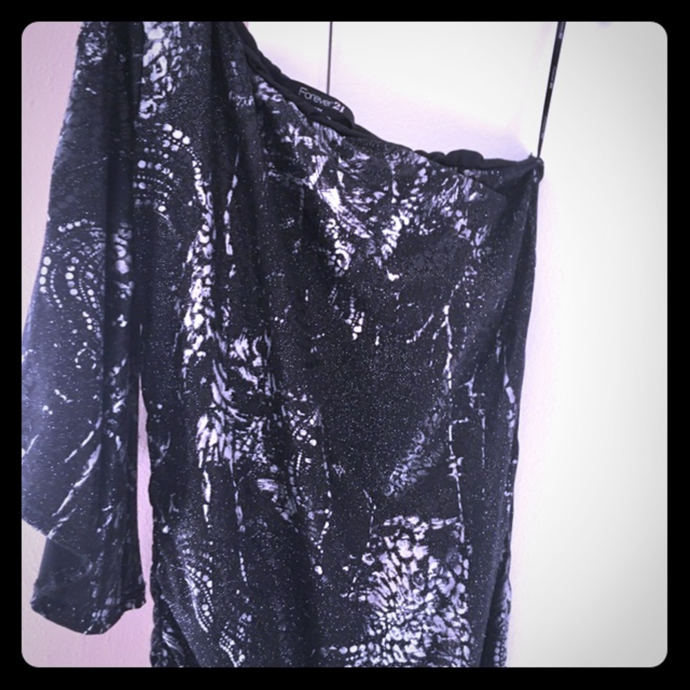 One shoulder sparkle dress